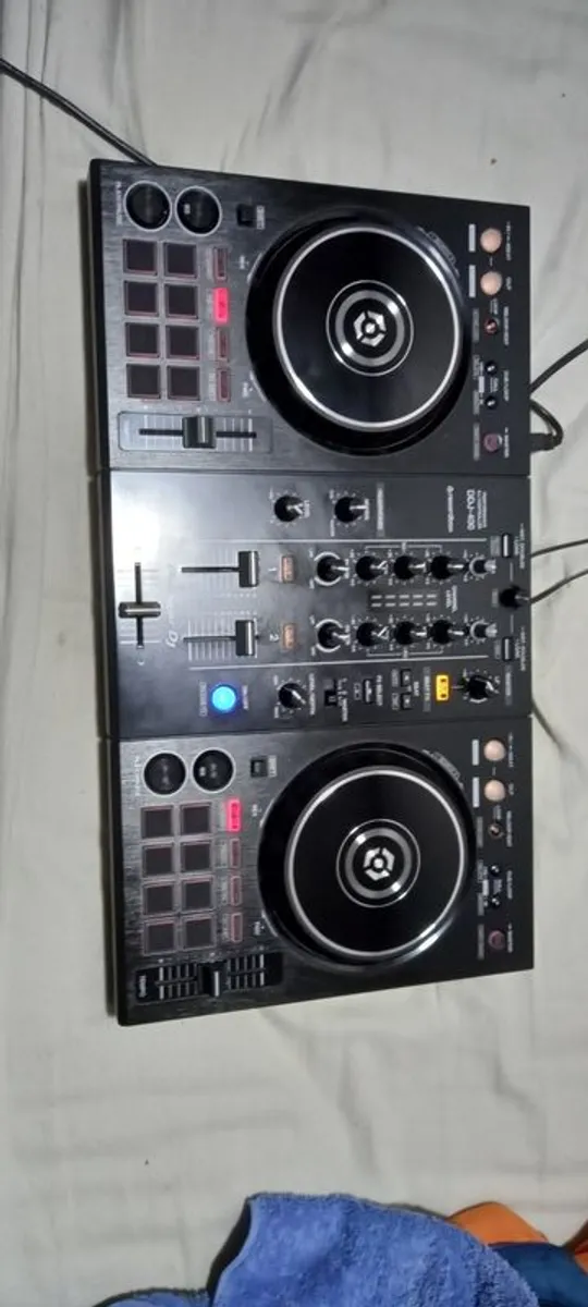 Pioneer dj DDJ-400 and DM-40D - Image 1