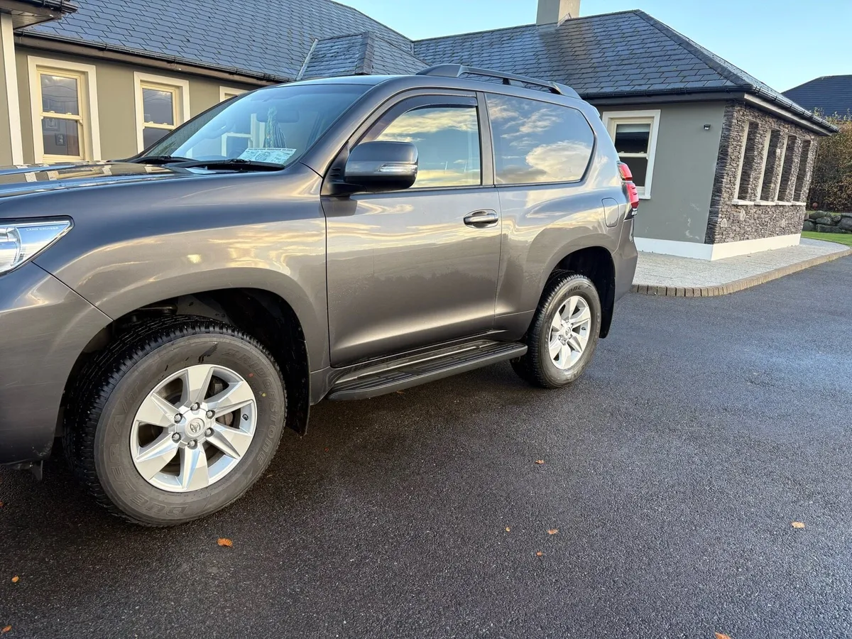 212 Toyota Land-Cruiser SWB - Image 4