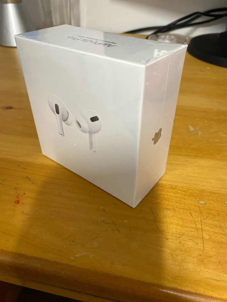 Apple AirPod pros - Image 1