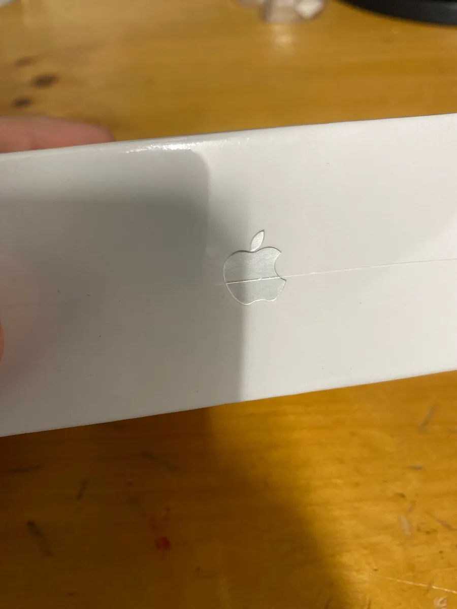 Apple AirPod pros - Image 2