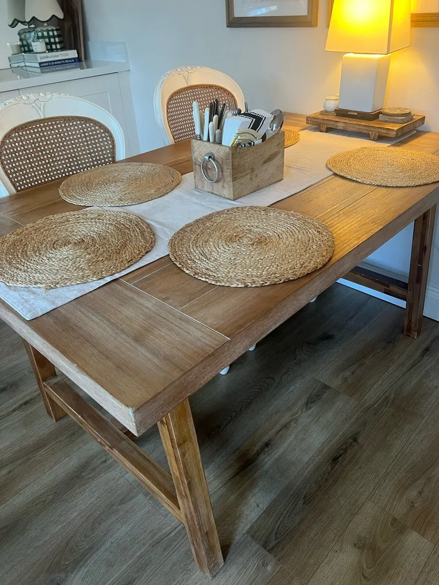 Solid wooden table - Image 3