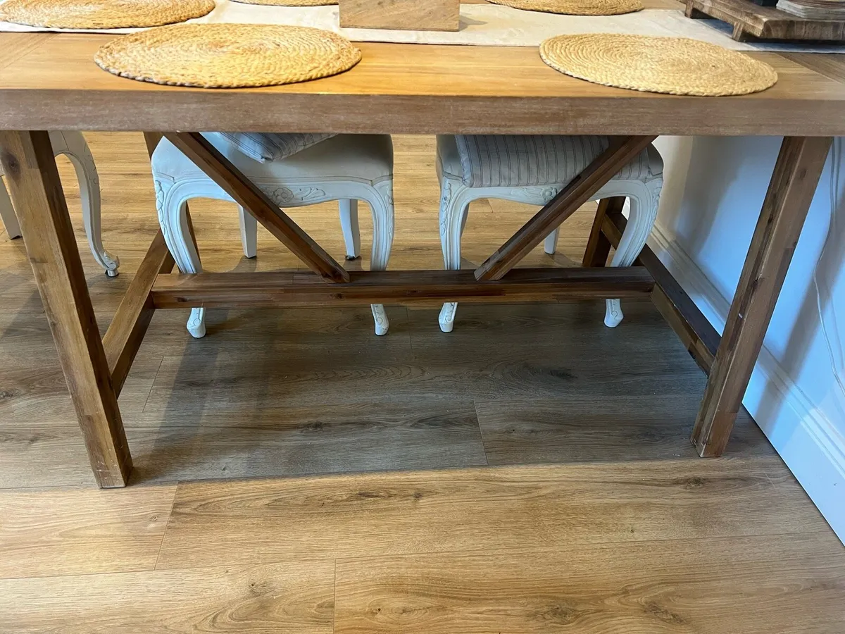 Solid wooden table - Image 4
