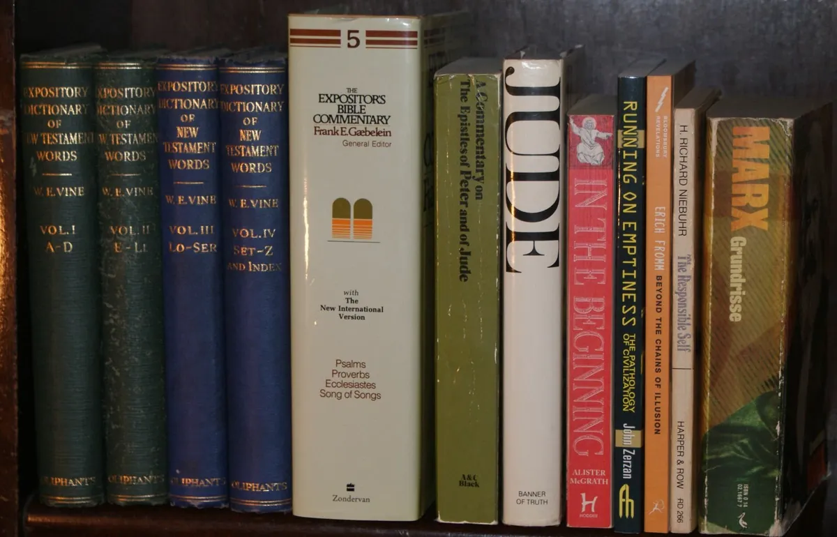 Bargain Book Box - Image 1