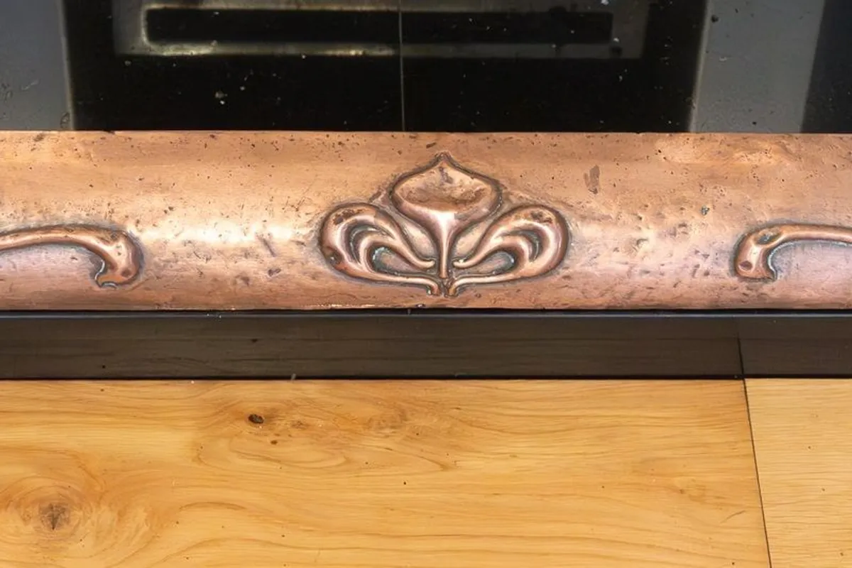 Antique Arts & Crafts Copper Fire fender - Image 3