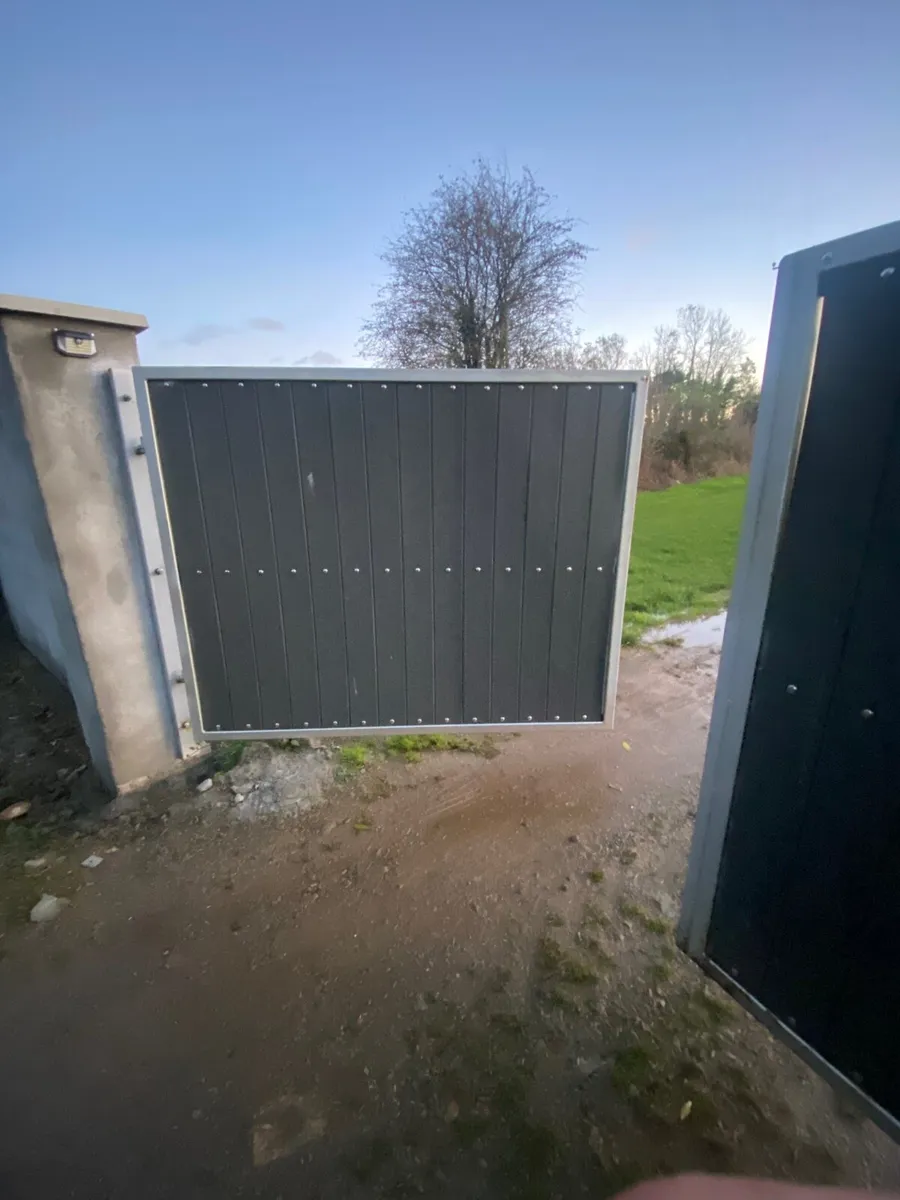 Gate - Image 2