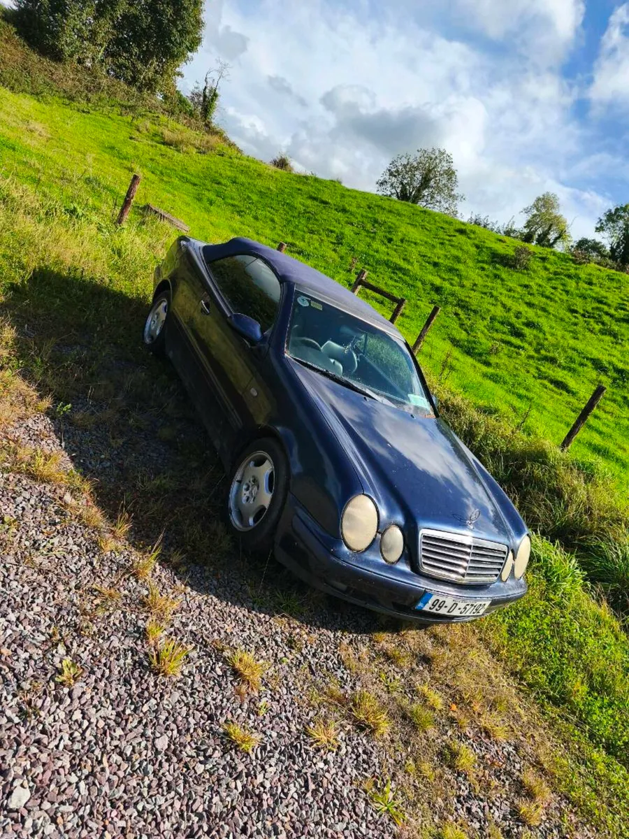 Mercedes clk230 - Image 1