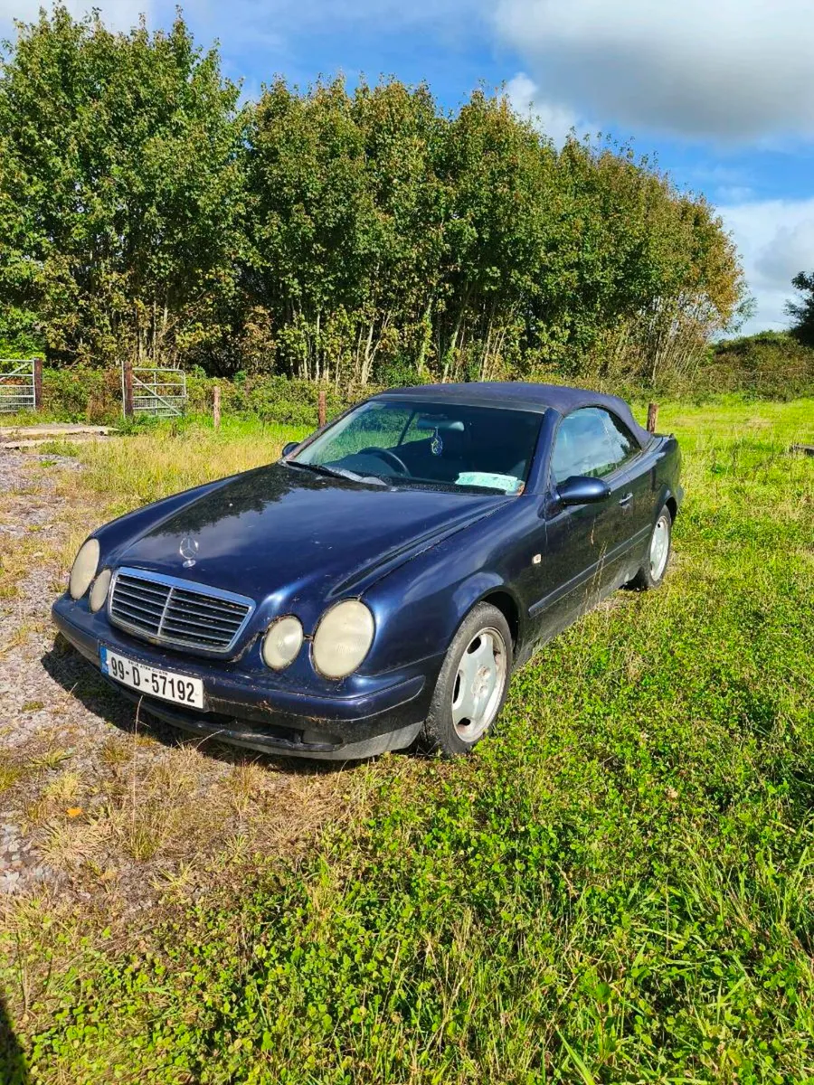 Mercedes clk230 - Image 2