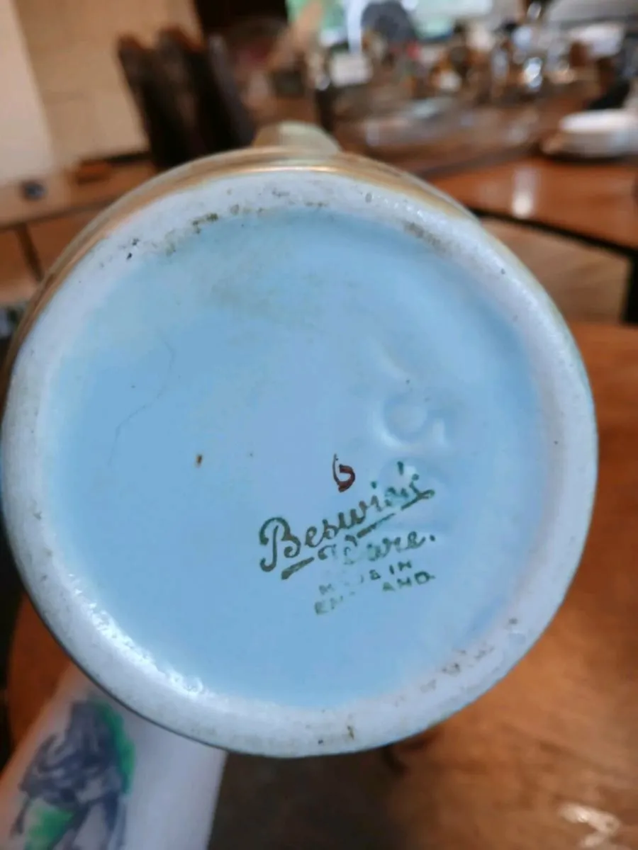 Berwick jug - Image 2