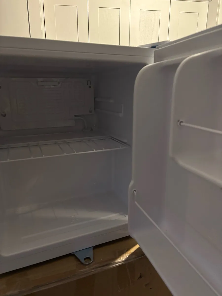 Table fridge - Image 1