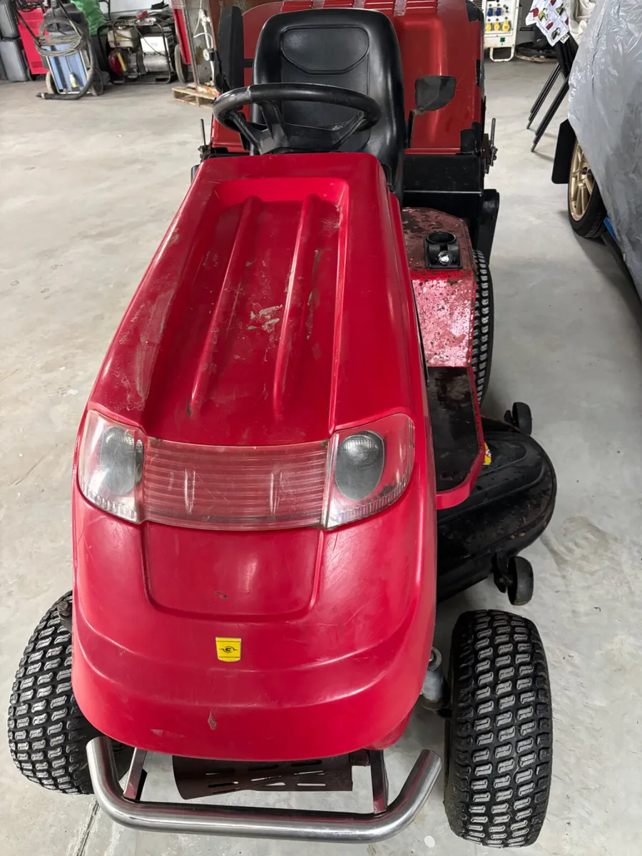 Countax  A2050HE Ride On Lawnmower - Image 2