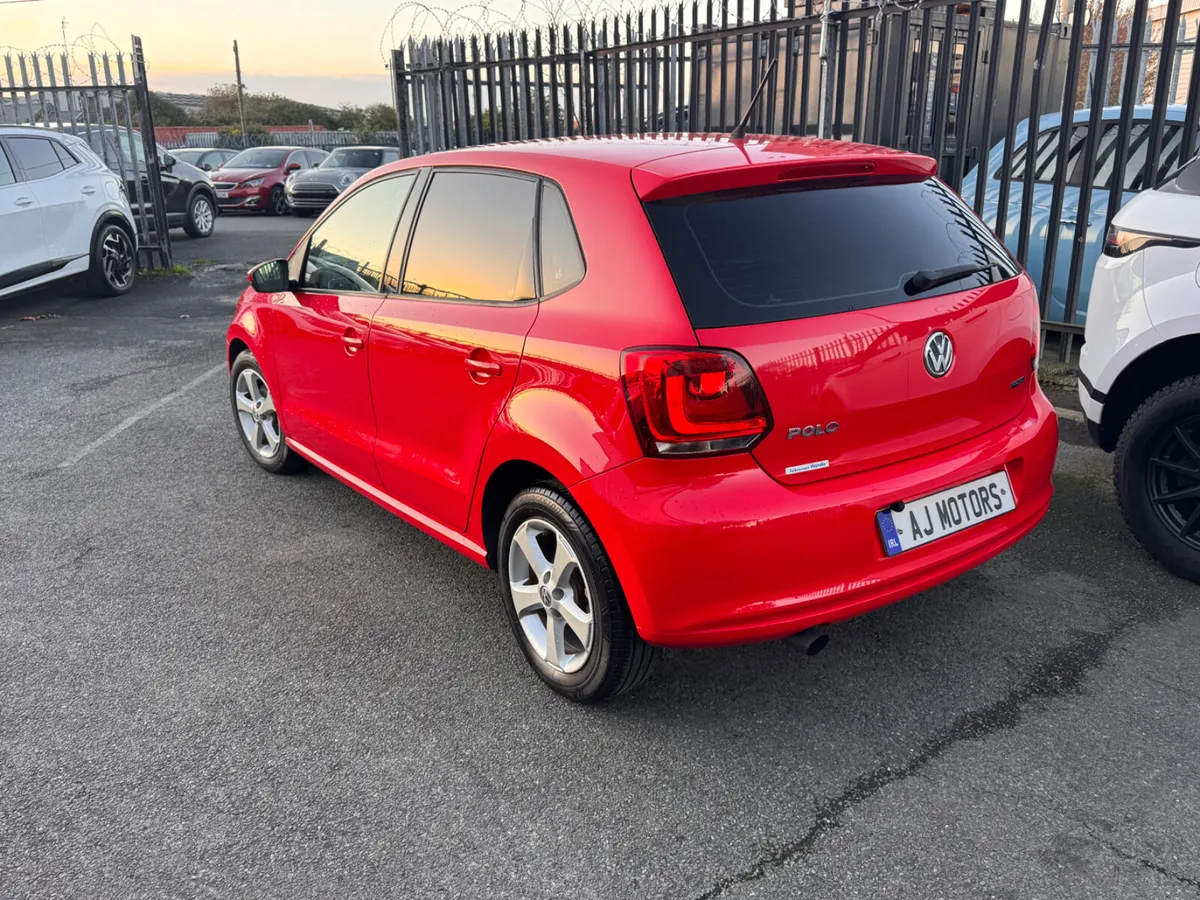VW POLO 1.2 AUTOMATIC - Image 4