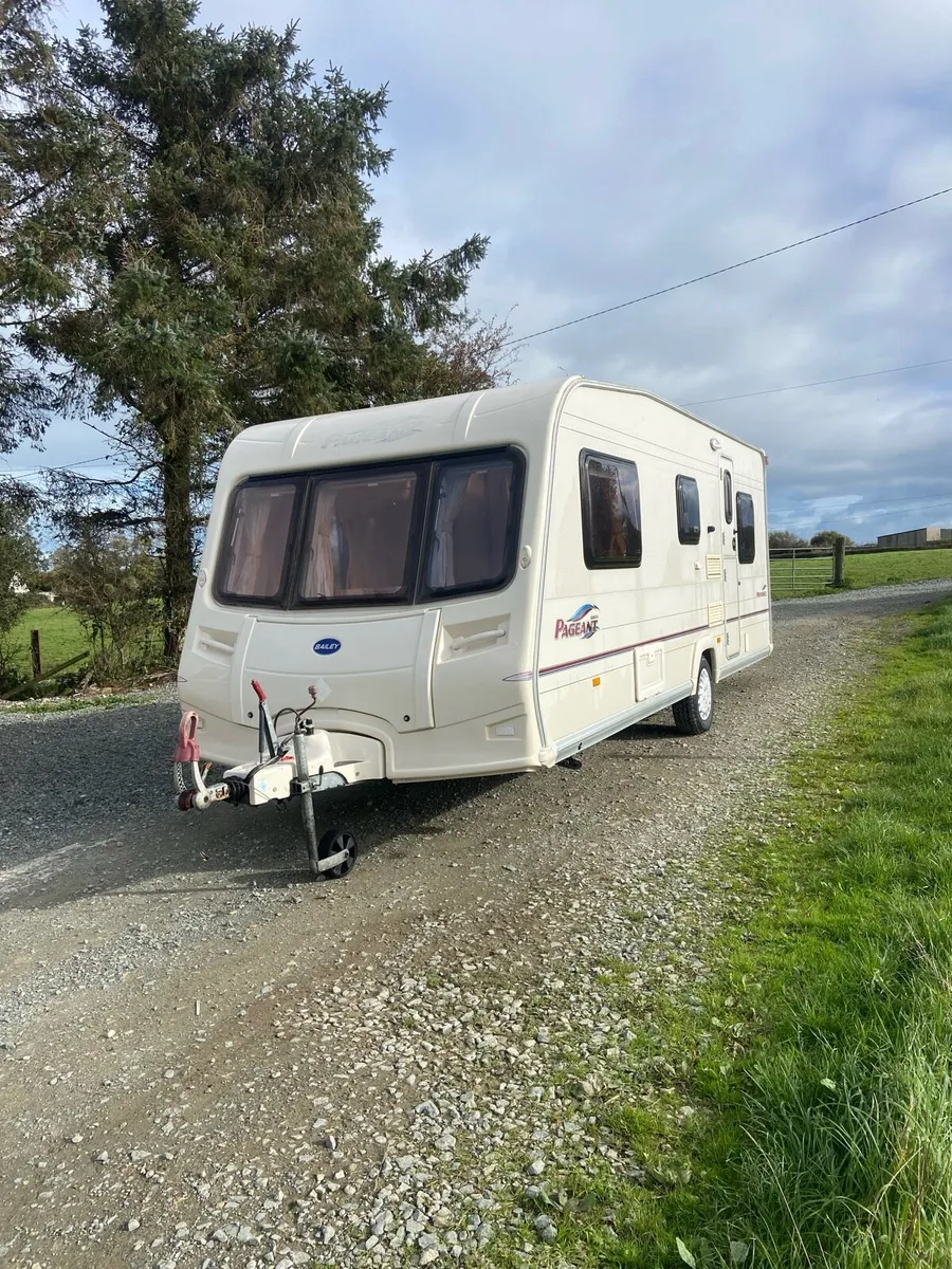 Bailey pageant - Image 1