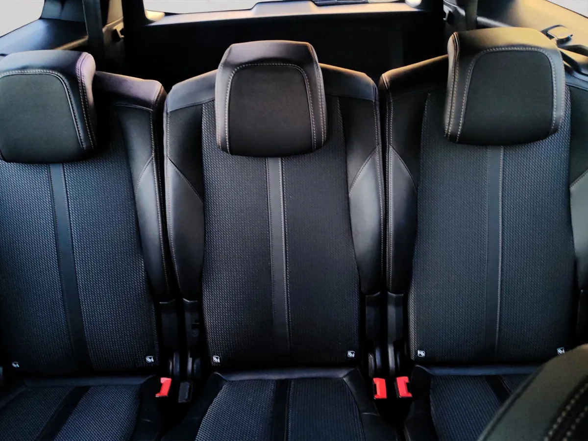 Peugeot 5008 GT HDI - Image 4