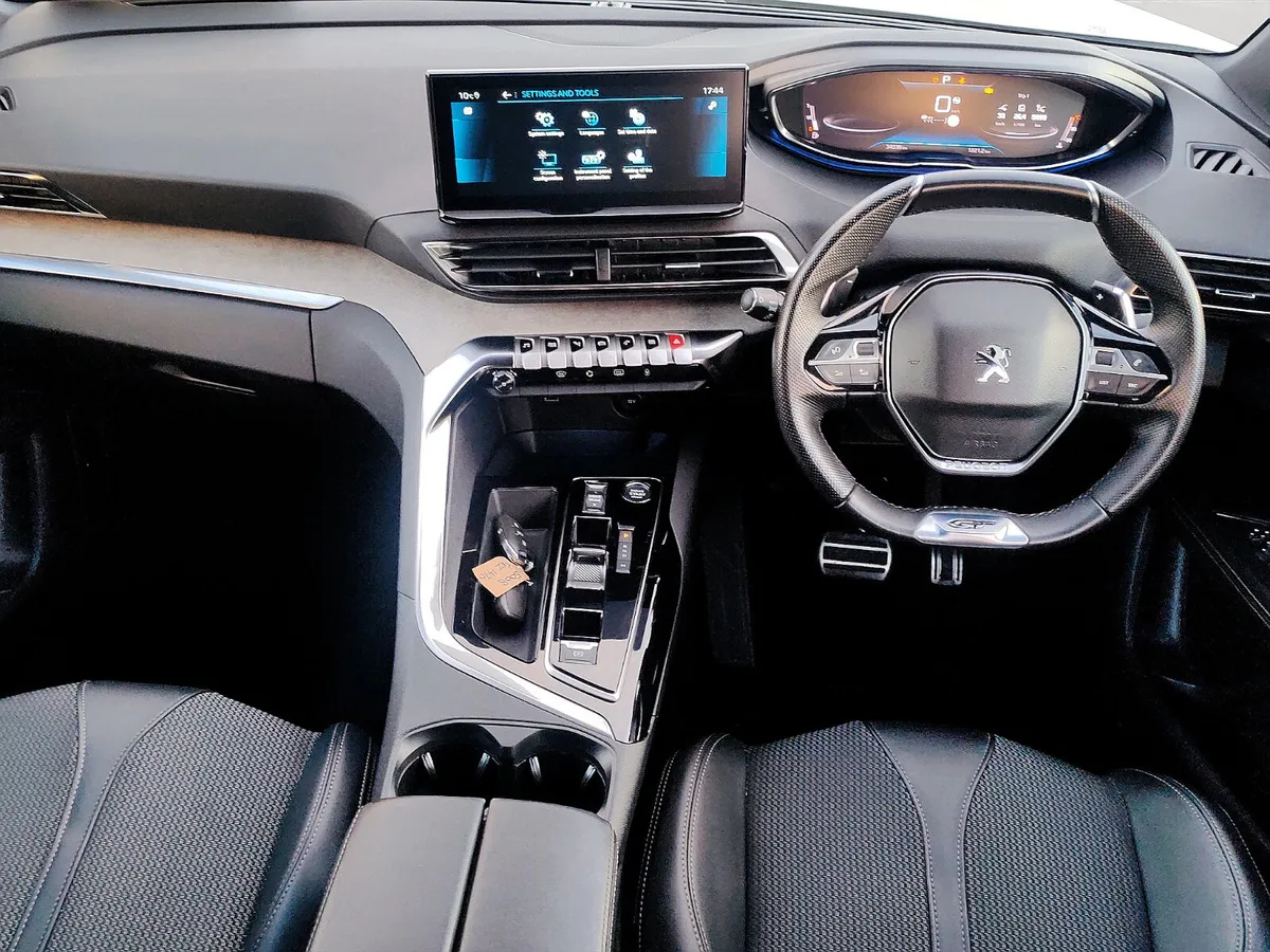 Peugeot 5008 GT HDI - Image 3