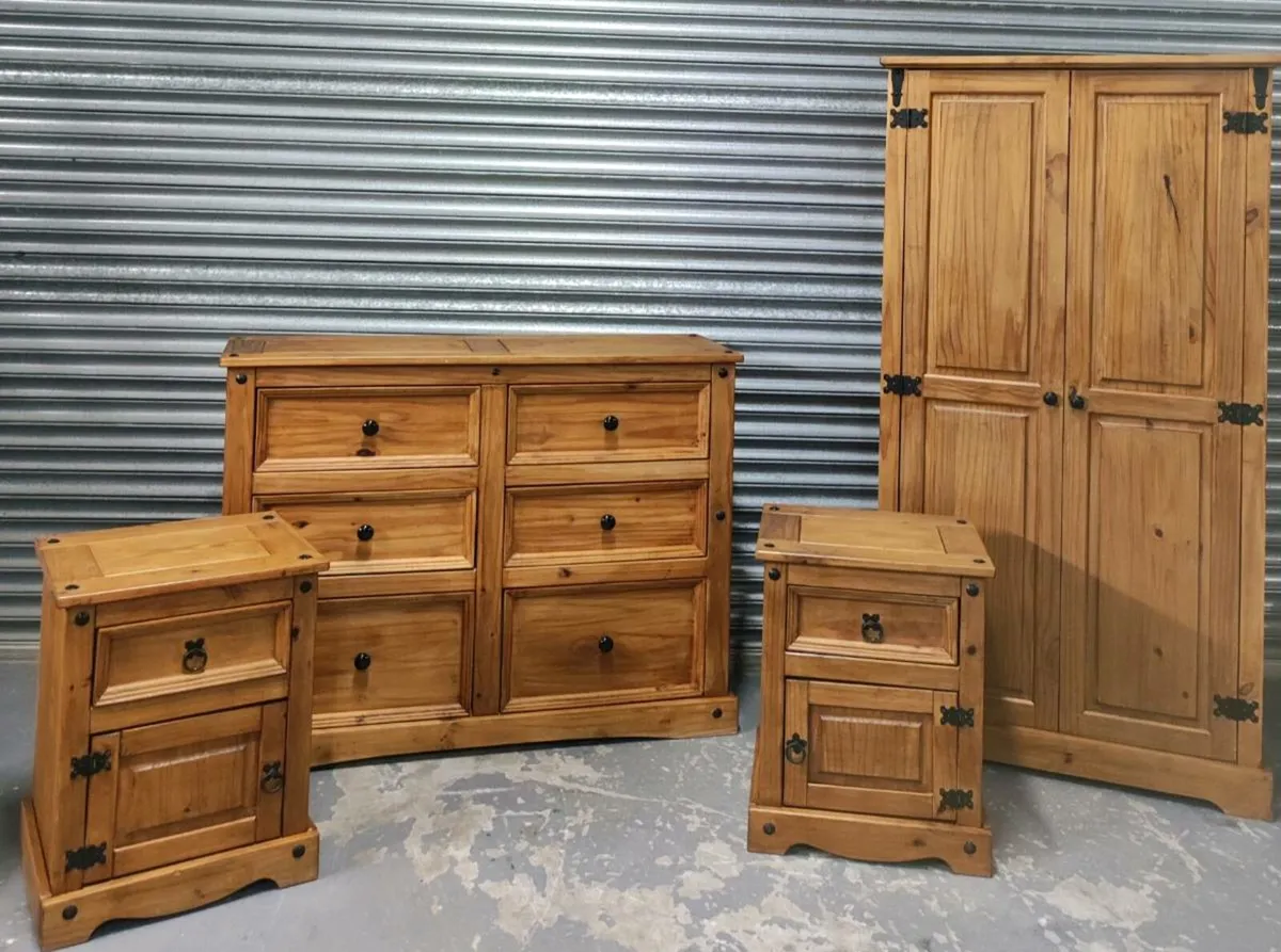 5 piece solid wood mexican pine bedroom set - Image 1
