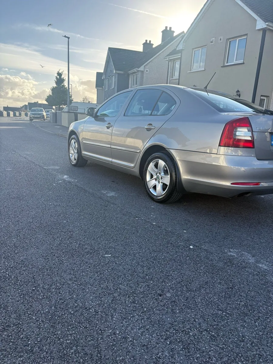 Skoda Octavia 1.6 tdi automatic - Image 4