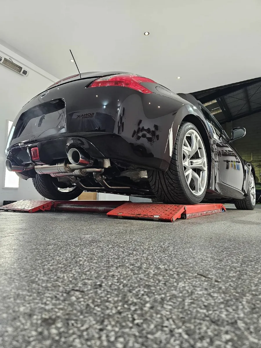 Nissan 370Z 2011 - Image 3