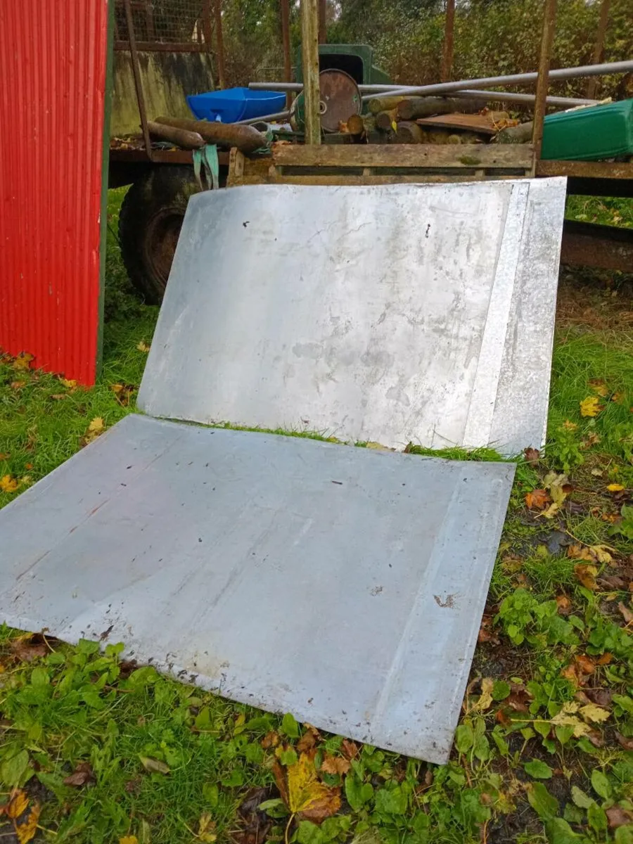 Metal sheets - Image 1