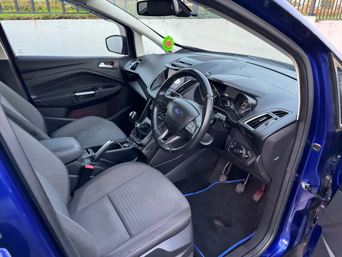 Ford C-Max 1.5 TITANIUM  2017 - Image 4
