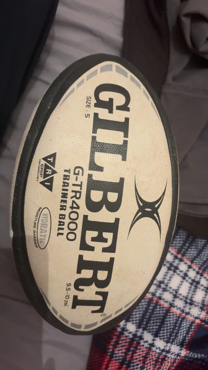Signed ruby ball - Image 2