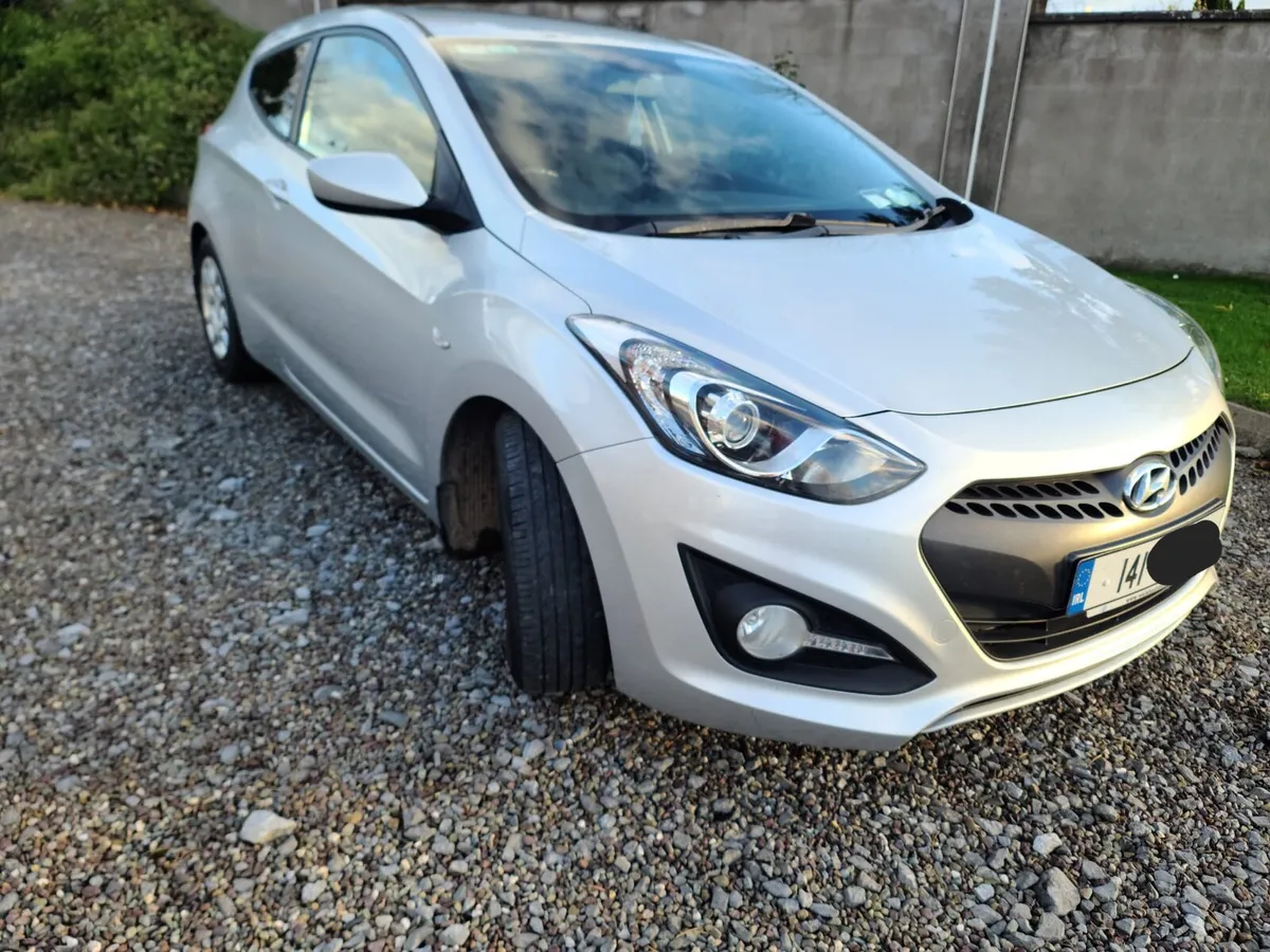 2014 Hyundai i30 van - Image 1