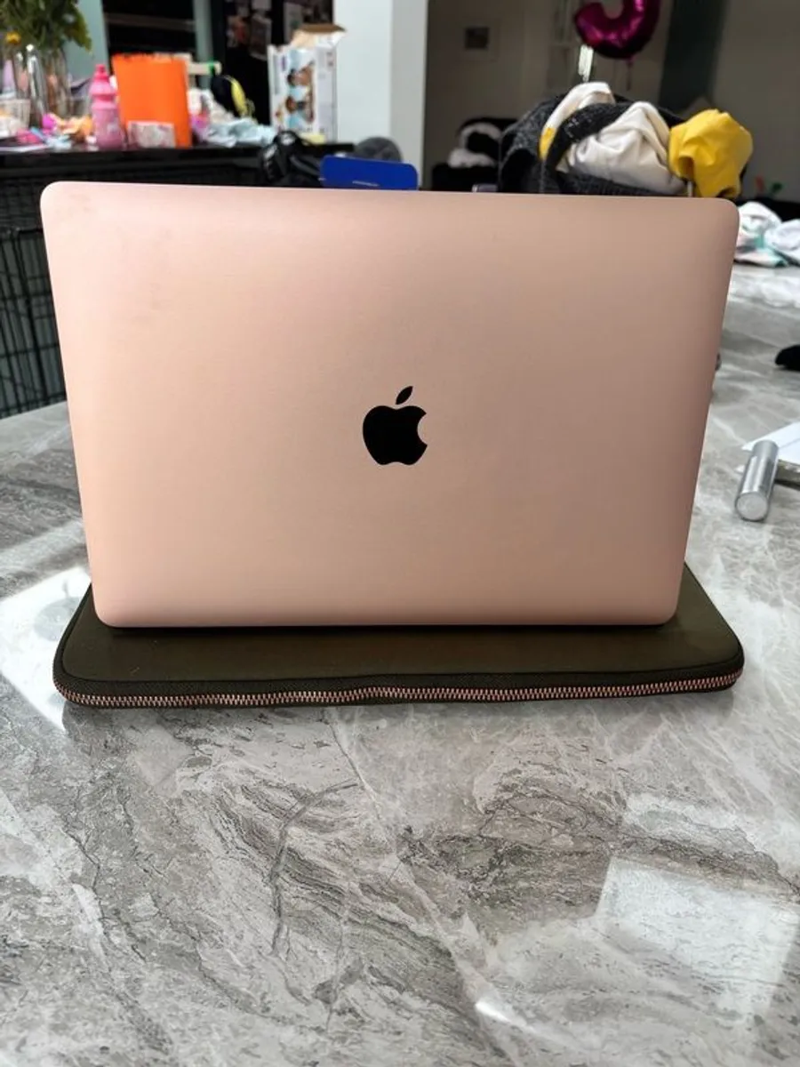 Macbook Air - Image 1