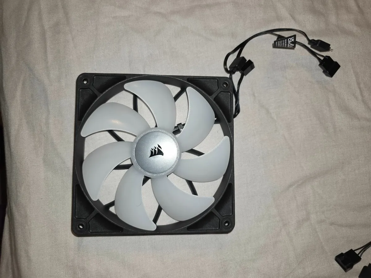 Corsair RS120- ARGB 120mm - Image 2