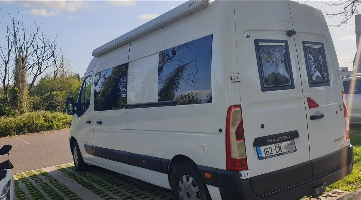 Campervan 2016 Renault Master Pro - Image 1