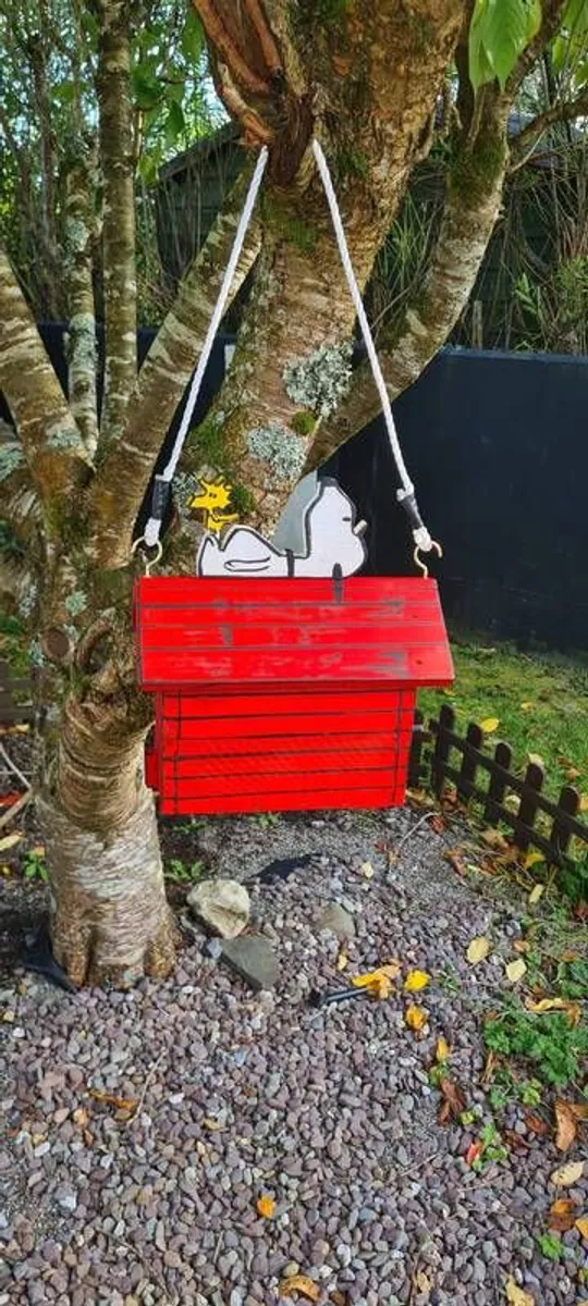 Snoopy bird house - Image 2