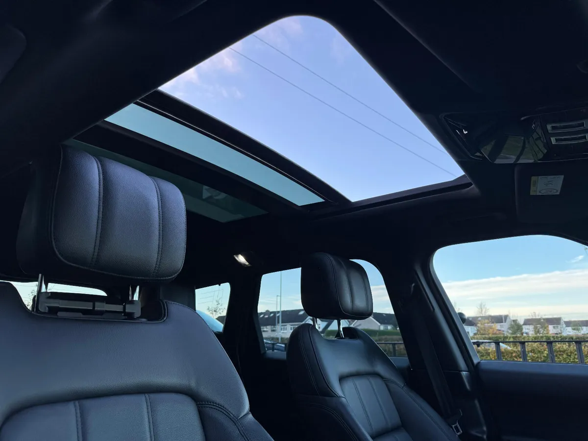 Land Rover Range Rover Sport 3.0 DIESEL HIGH SPEC - Image 3