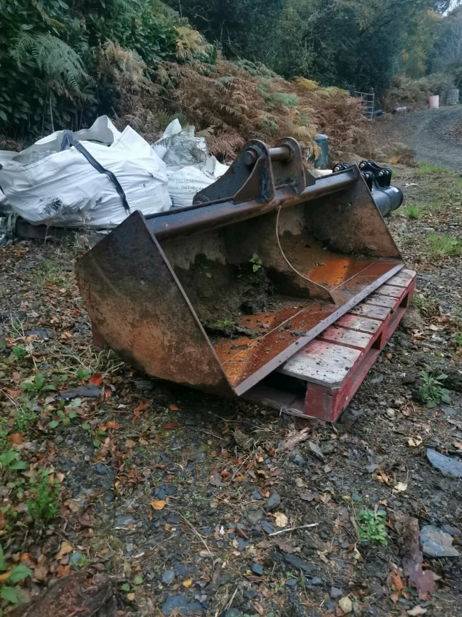 Digger Buckets - Image 1