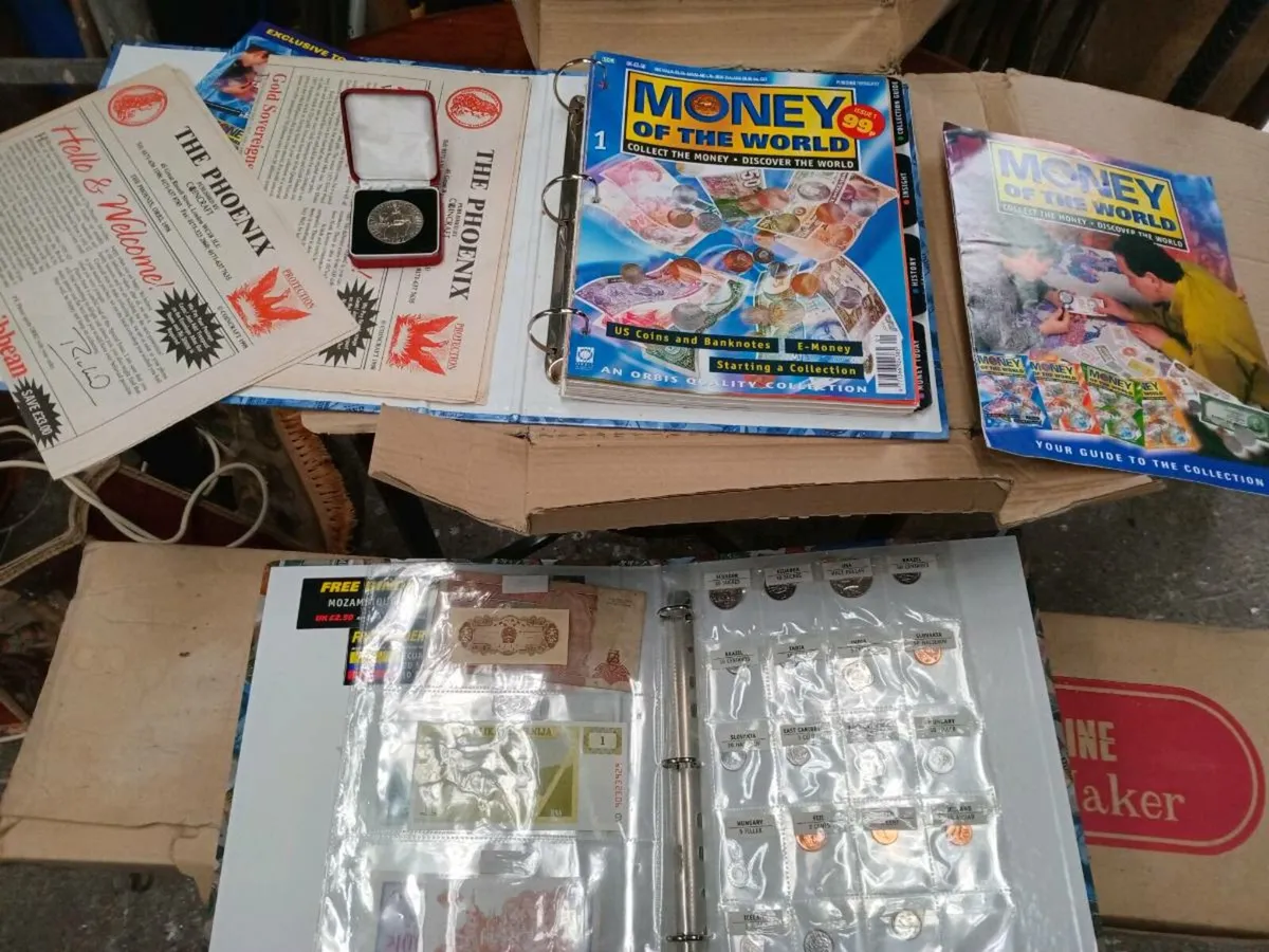 Coins and notes - Image 1