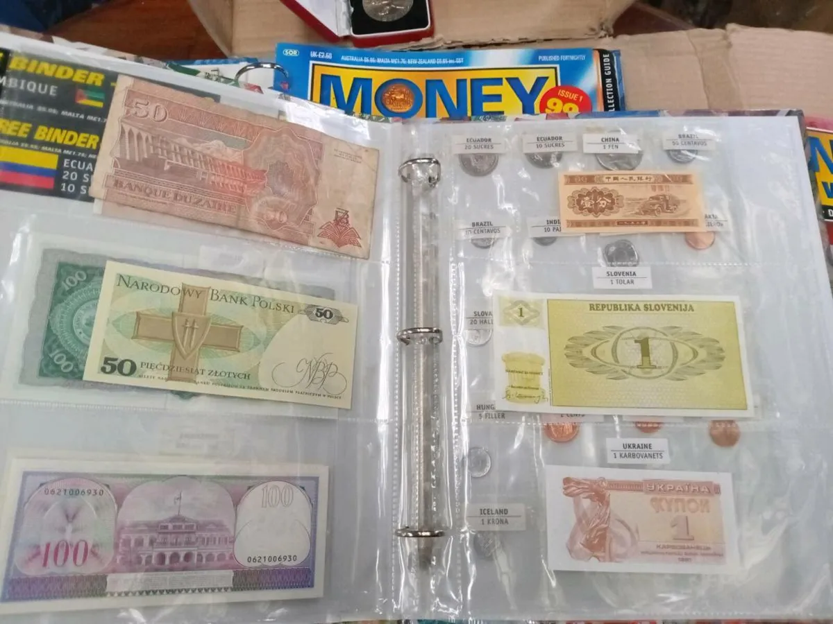 Coins and notes - Image 2