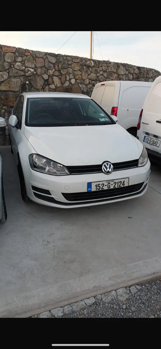 Volkswagen Golf 2015 - Image 1