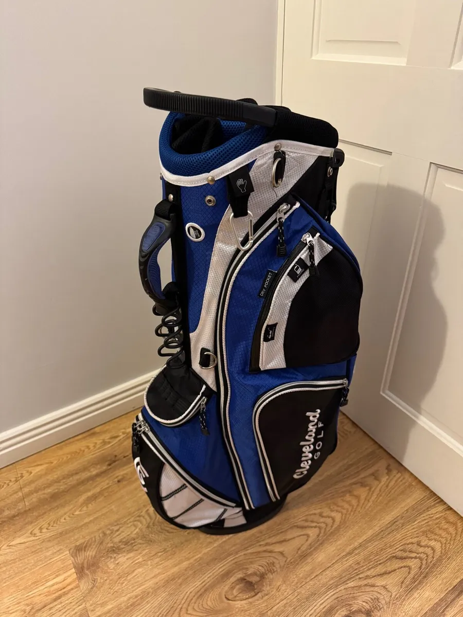 Cleveland Golf Stand Bag - Image 1