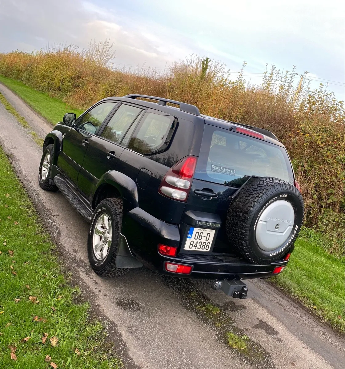 Toyota Landcruiser 120 Series - Image 4