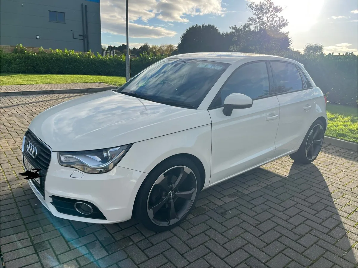 Audi A1 Sport 1.4 Petrol 5 doors - Image 3