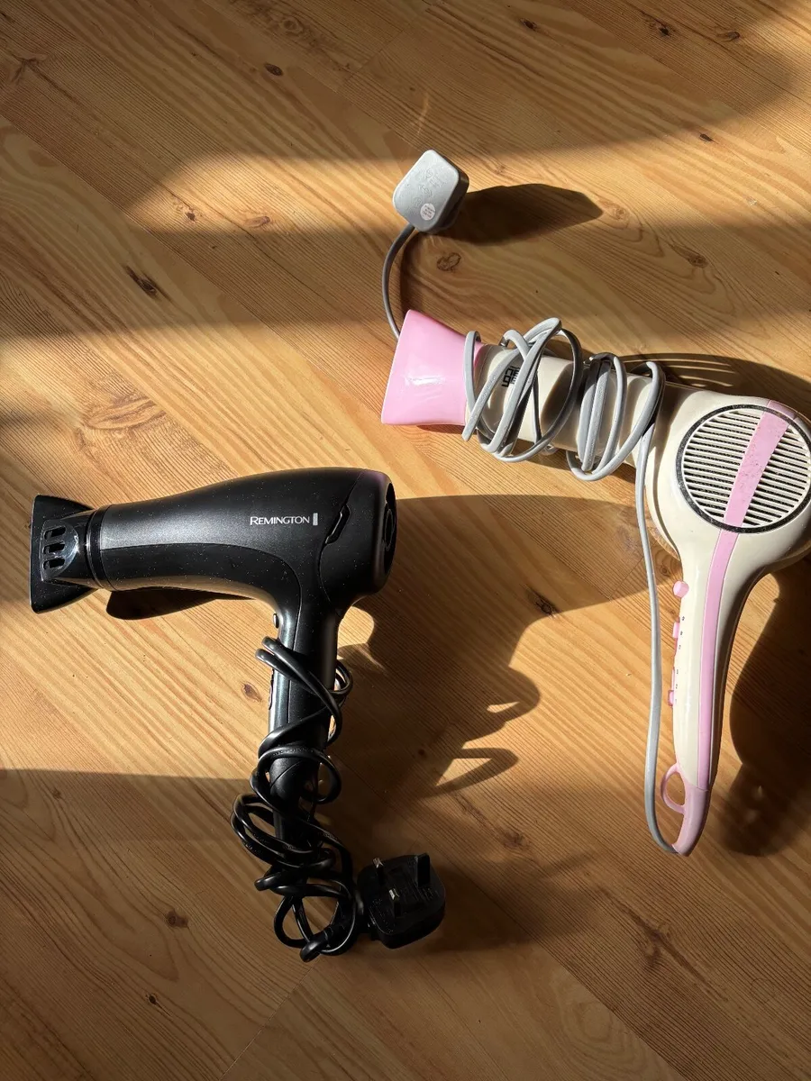 Two hair dryers - Image 1