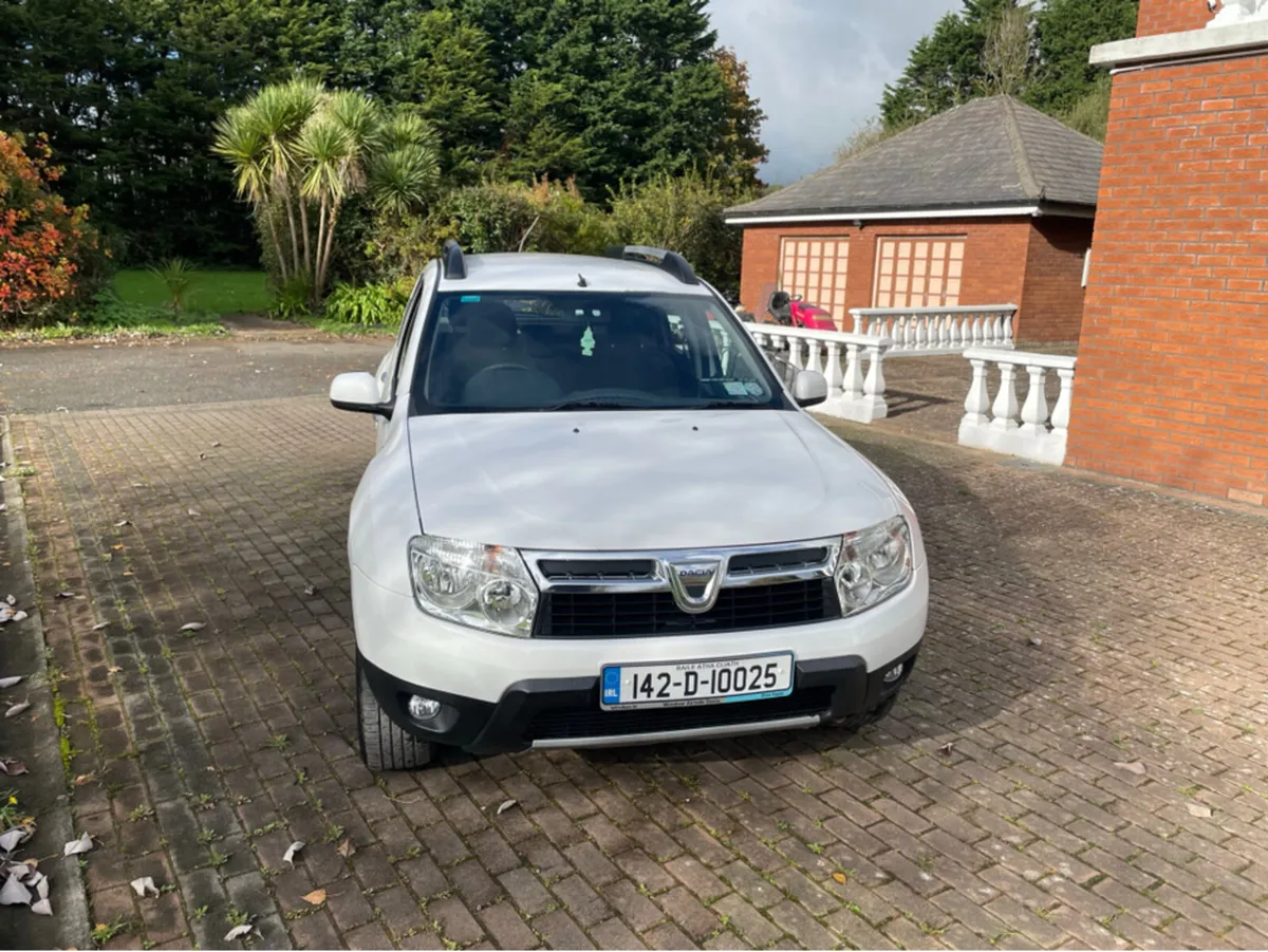 Dacia Duster SIGNATURE 1.5 DCI 110 4 4DR - Image 1