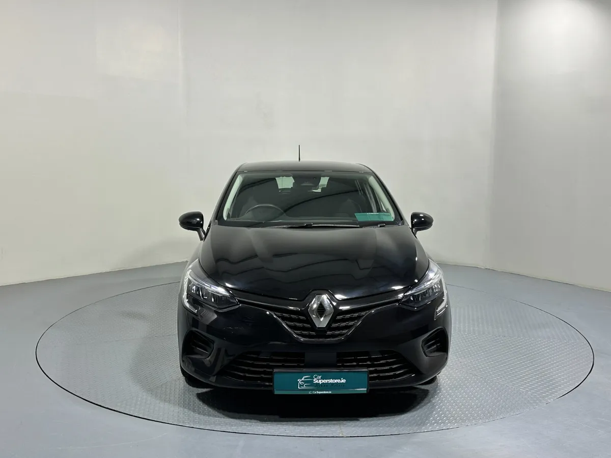 Renault Clio 2023 - Image 2