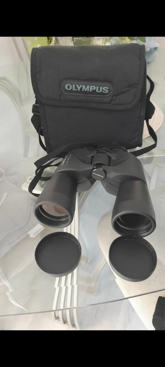 Free (binoculars - Image 1