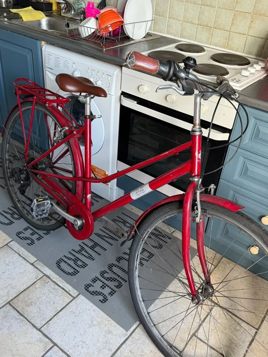 Vintage bike - Image 1
