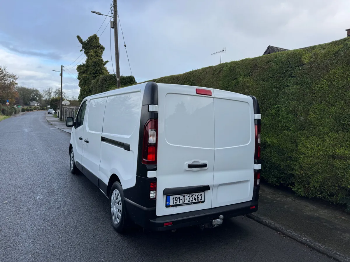 Opel Vivaro lwb - Image 4