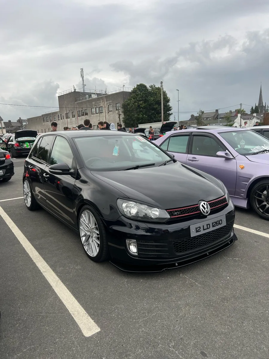12 Volkswagen Golf Tdi - Image 2
