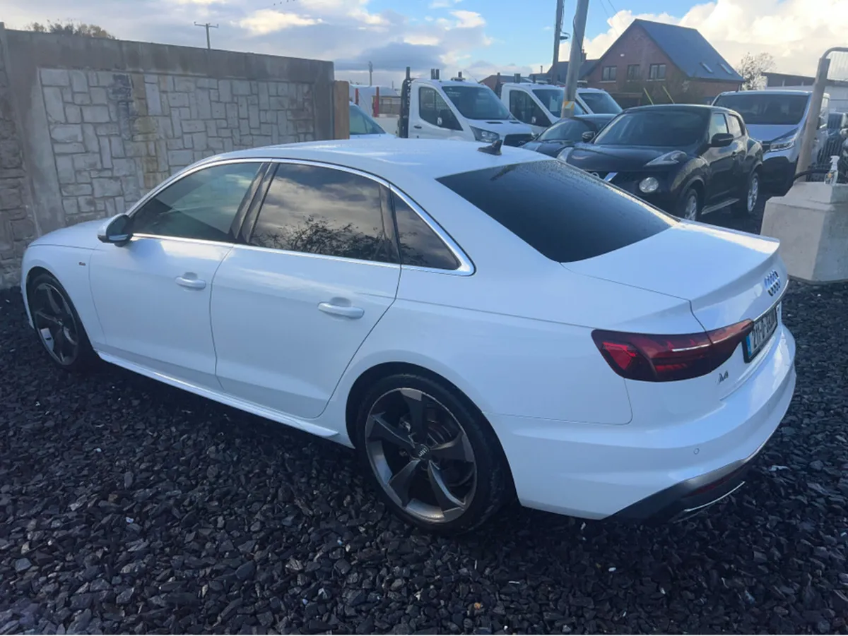 Audi A4 2.0 TDI S LINE 30 136PS 4DR AUTOMATIC - Image 3
