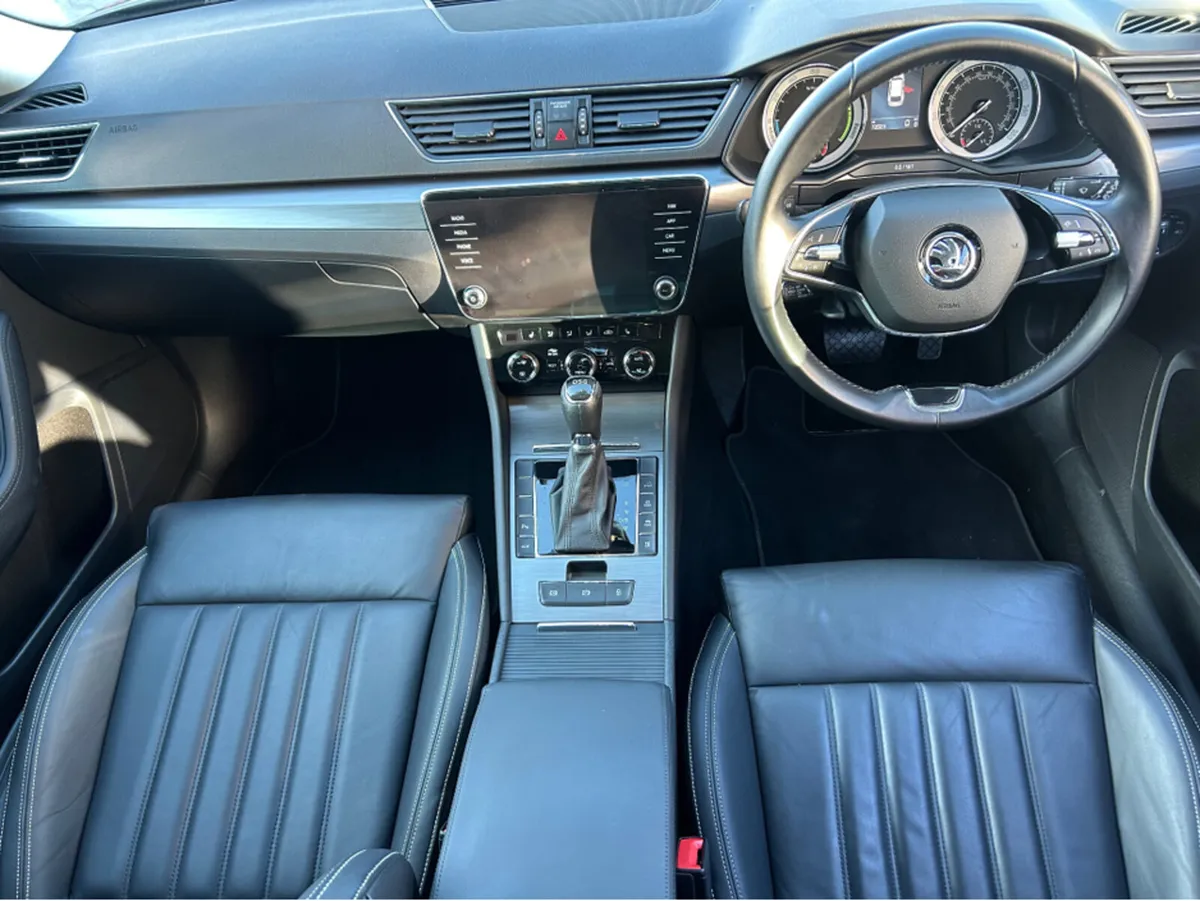 Skoda Superb SEL PHEV  DSG - Image 2