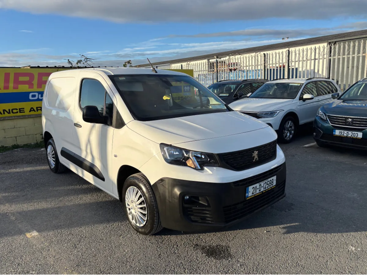 Peugeot Partner 1.5 BLUE HDI 75 PANELL PANELLED 6. - Image 2
