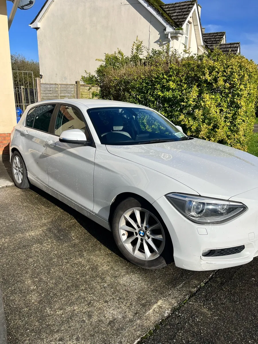 BMW 1 Series 116i Automatic - Image 1