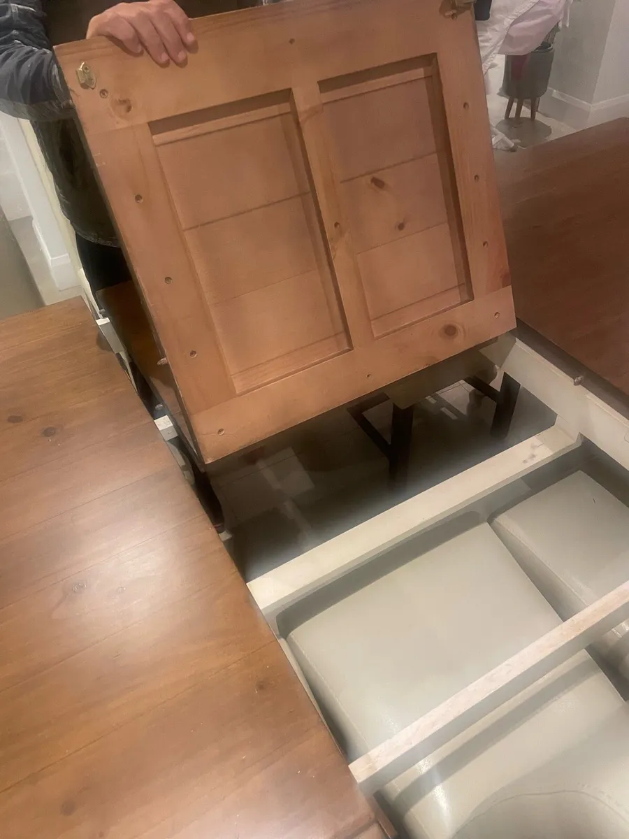 dining table & 8 cream leather chairs - Image 2