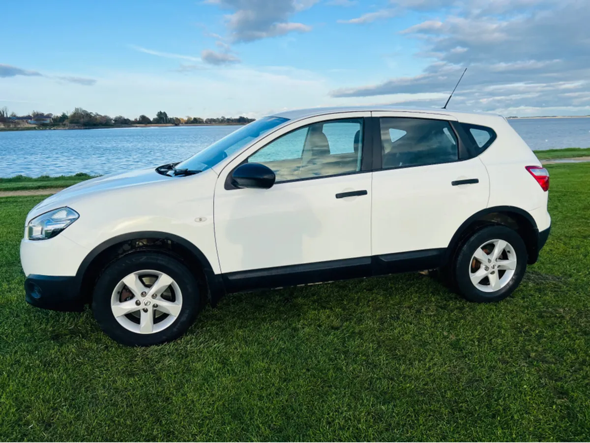 Nissan Qashqai 1.5 XE 4DR - Image 4